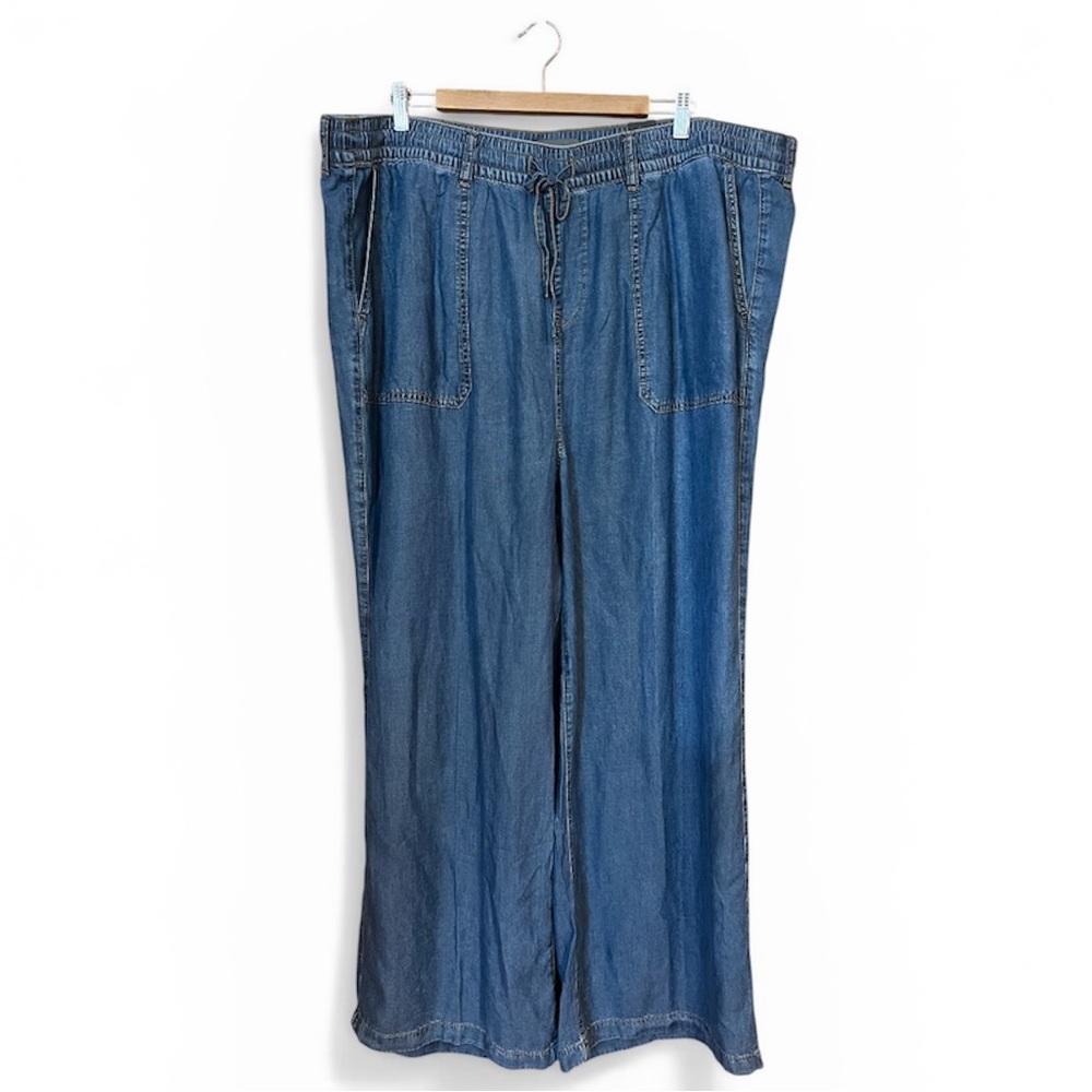 Torrid, 3 | 3X | 22-24, HIGH-RISE PULL ON WIDE LEG LUIGHTWEIGHT DENIM JEAN - NWT - Picture 4 of 7